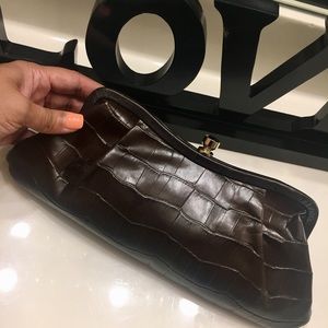 NEW ITEM✨Banana Republic Clutch✨
